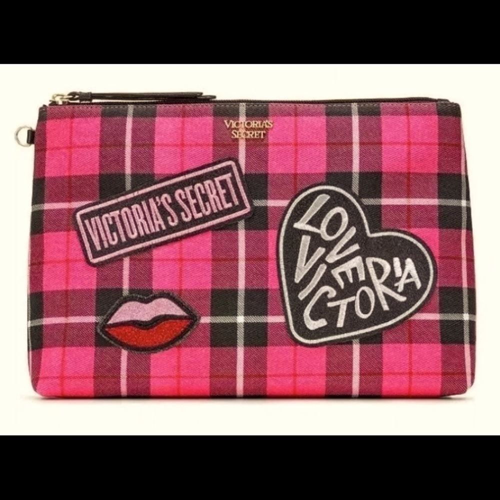 VS Makeup pouch Preowned plaid patch zip up